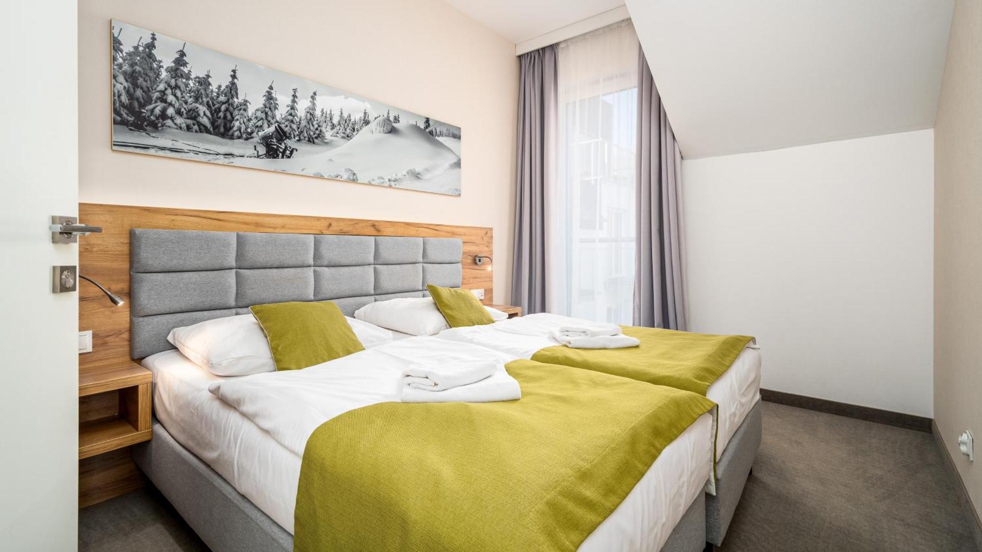 Panorama - Czarna Gora Resort By Sun & Snow Z Basenem I Sniadaniem Сенна Экстерьер фото